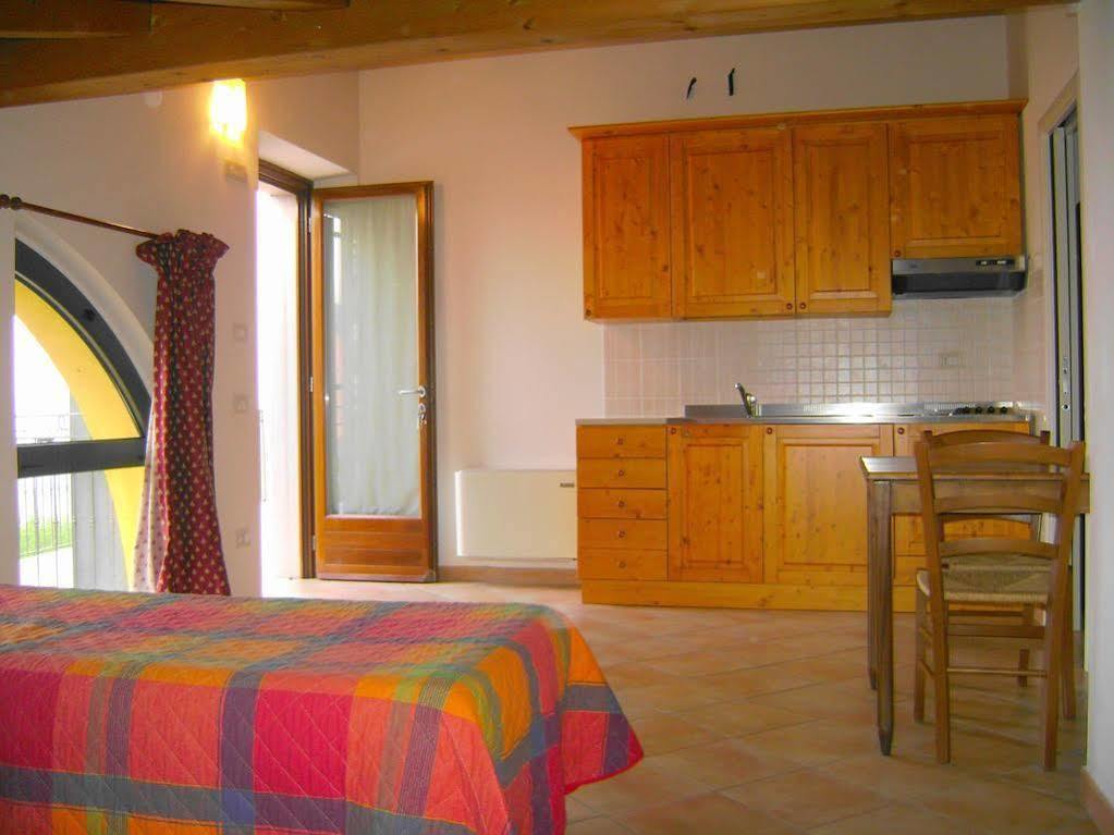 Salionze Agriturismo Le Sigalette מראה חיצוני תמונה
